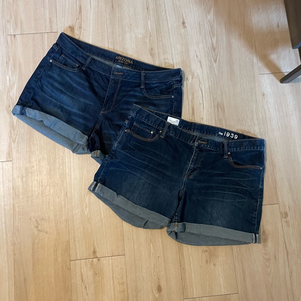 Arizona Jean Company Women's Cuffed Denim Shorts - Deep Blue